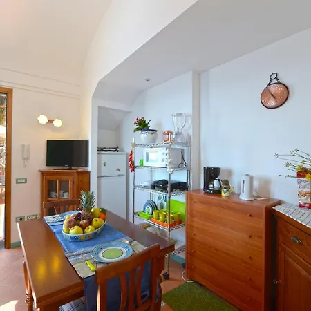Rosinella Apartment *